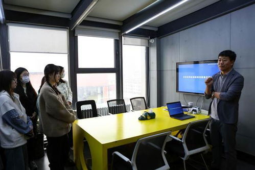 產學聯動，創新啟航 吉林動畫學院設計與產品學院師生赴擺渡創新工場參觀學習