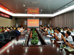 中建三局工程總承包公司聯(lián)合?？谑袘?yīng)急管理局開展“送法進企業(yè)”活動